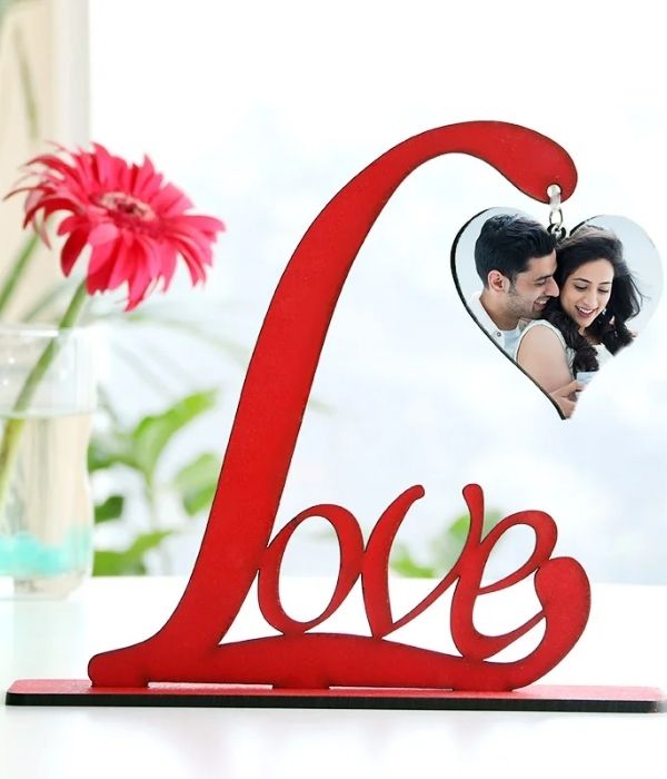 Customized love frame with heart hanging photo