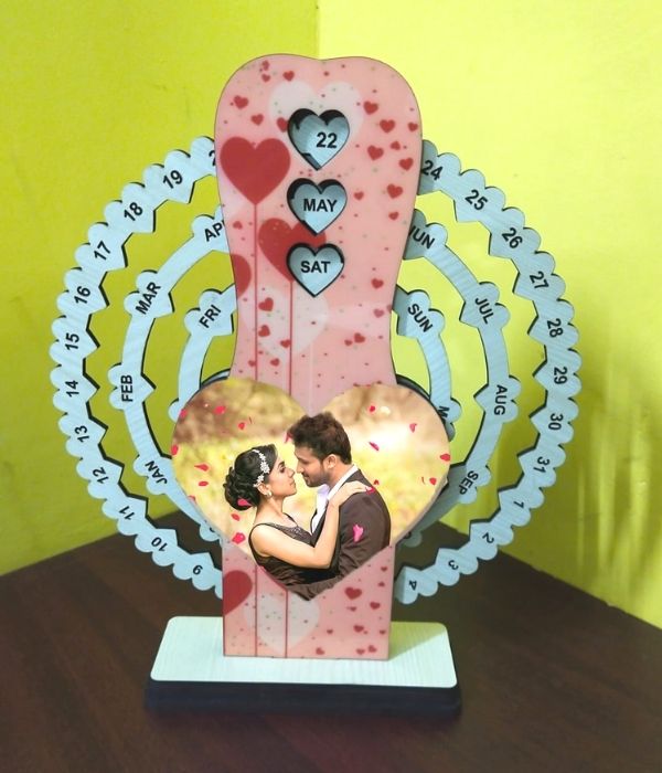 Customized rotating Love Desk Calendar