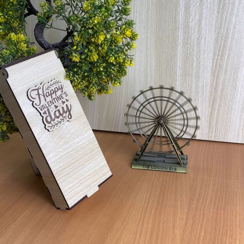 Customized golden Rose with any Name for Couple on Valentine, anniversary